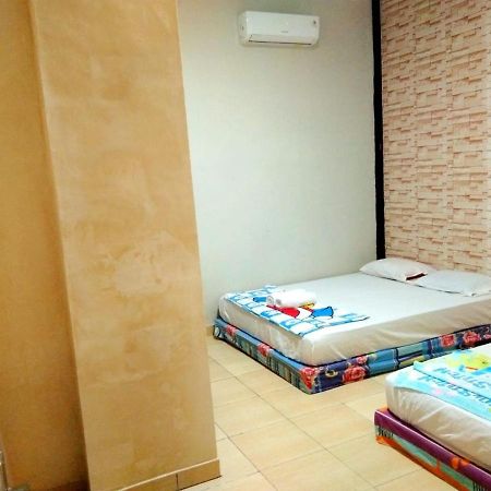 Bunar Tunggal Villa N Resto Anyer Exterior foto